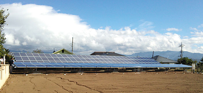 ANTARIS SOLAR-Freiflächenanlage der japanischen Cubby Corporation, Präfektur Yamanashi, Honshu